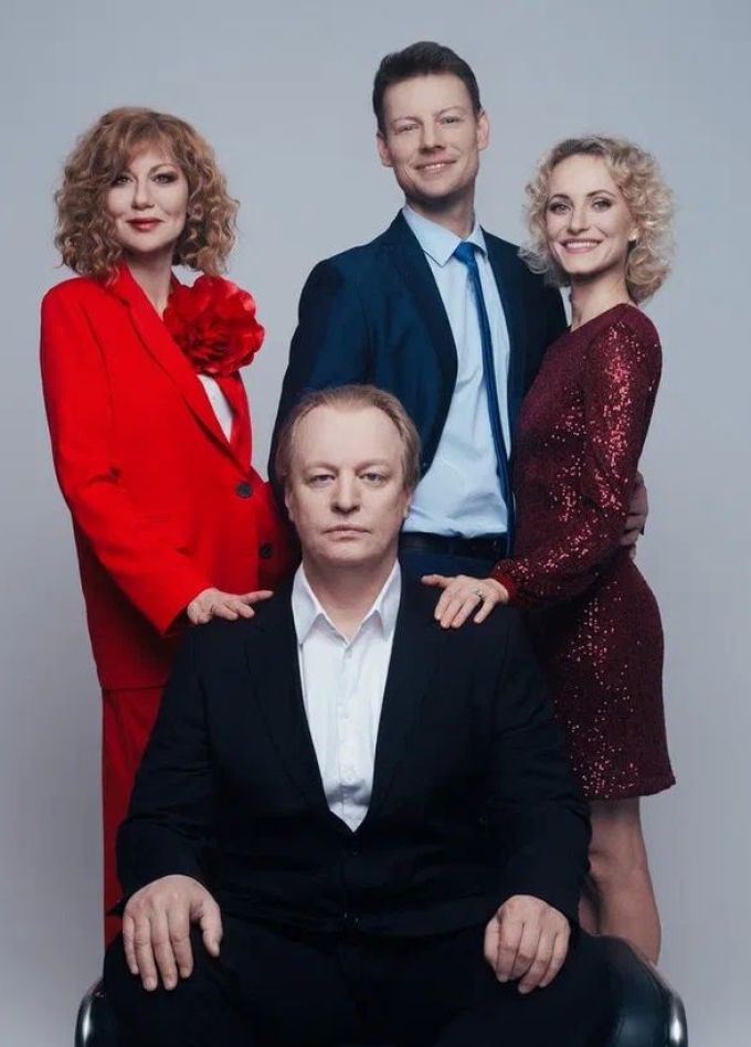 Спектакль «Любовь в квадрате»