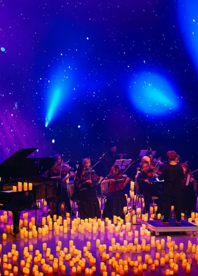 Ханс Циммер и Людовико Эйнауди: двойной концерт в сиянии тысячи свечей, Волжский