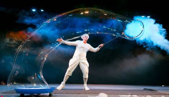 Шоу мыльных пузырей «Clinc»