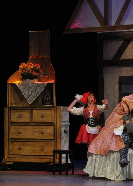 Новые приключения Красной Шапочки