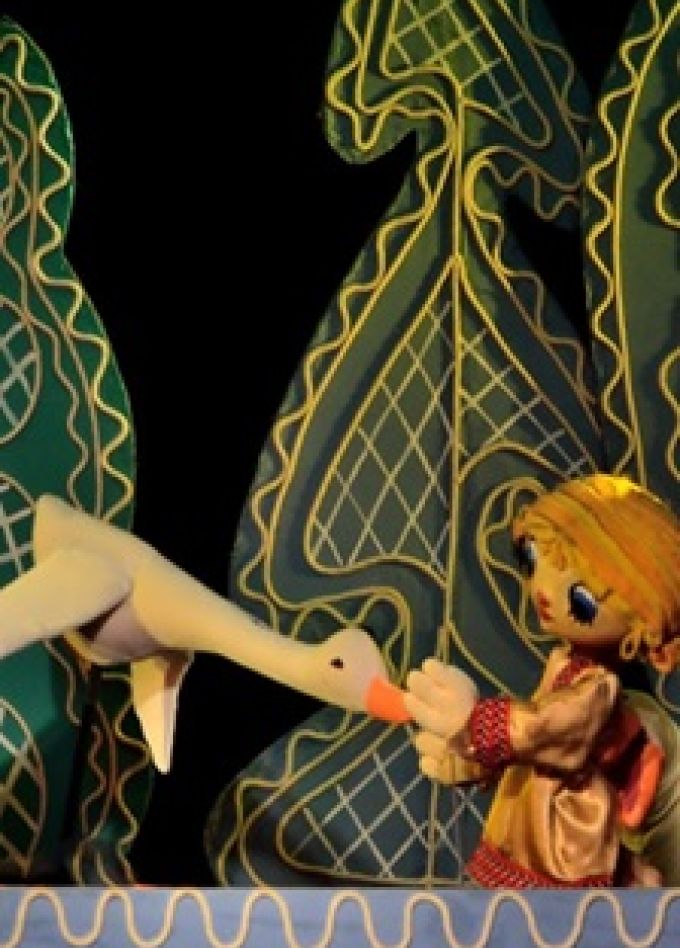 Гуси-лебеди