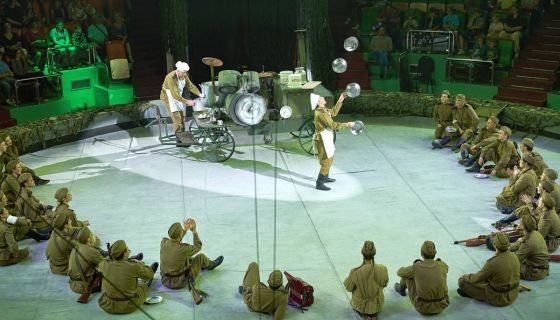 Цирковой спектакль «Парад Великой Победы»