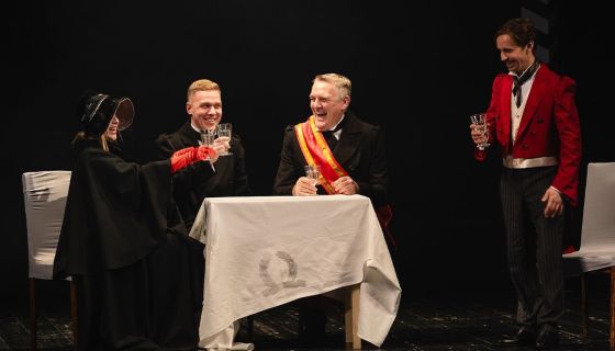 Спектакль «Мёртвые души», Волжский